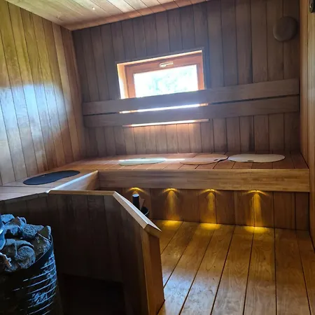 Kasteheina Saunamaja *